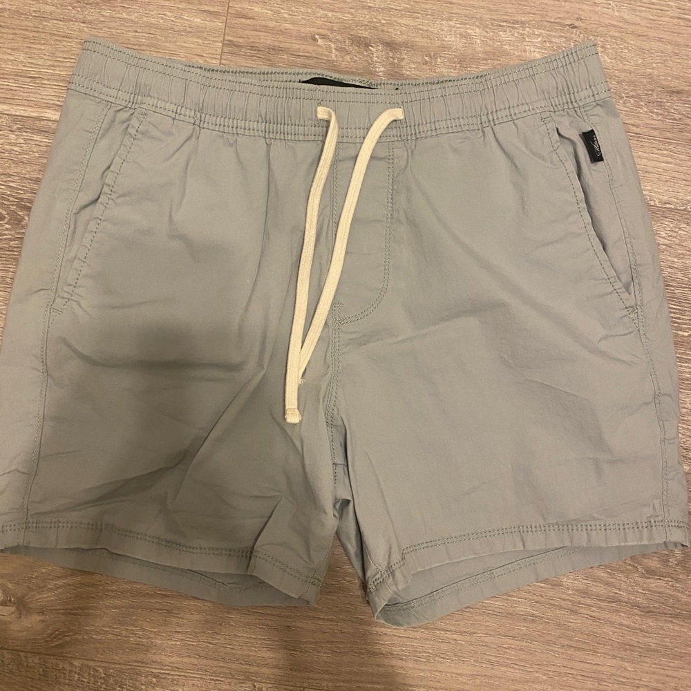 men’s hollister shorts